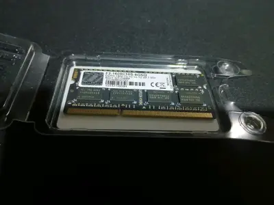 Memoria RAM DDR3 8GB SO-DIMM 1600MHz - miniatura 1