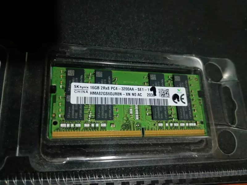 Memoria RAM SK Hynix 16GB DDR4 3200MHz - 1