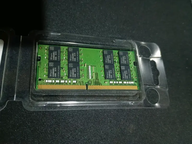 Memoria RAM SK Hynix 16GB DDR4 3200MHz - 2