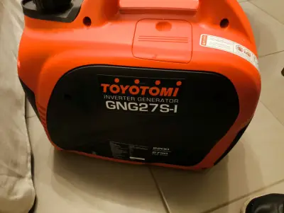 Generador onda pura Toyotomi GNG27S-I 2200W - miniatura 2