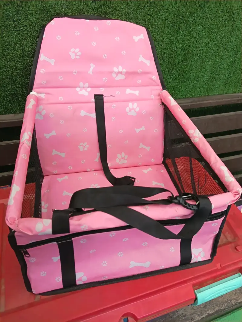Transportadora de mascotas con diseño colorido - 2