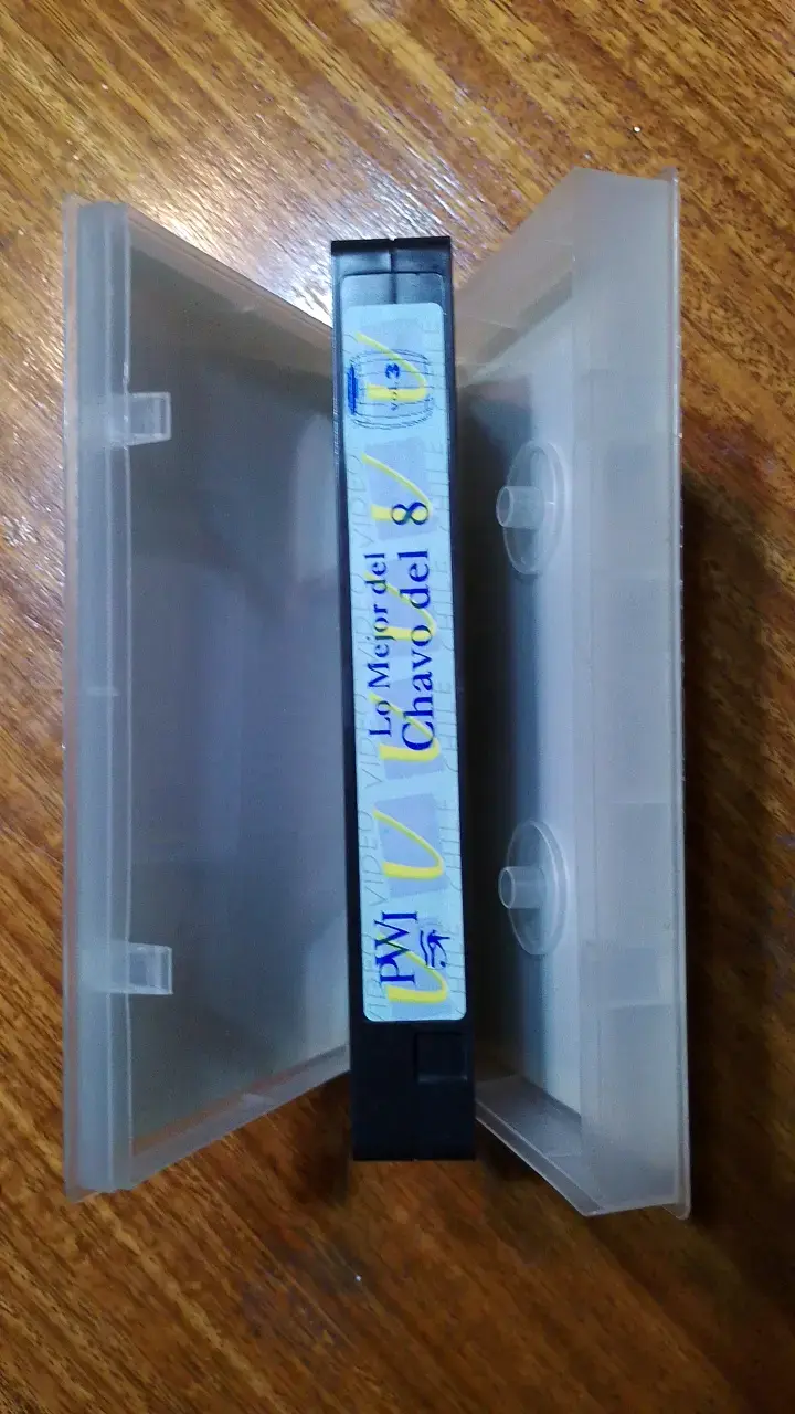 Colección VHS Lo Mejor del Chavo del 8 Vol. 3 y 4 - 2
