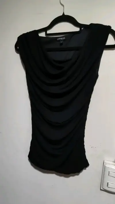 Blusa negra elegante Express - miniatura 1