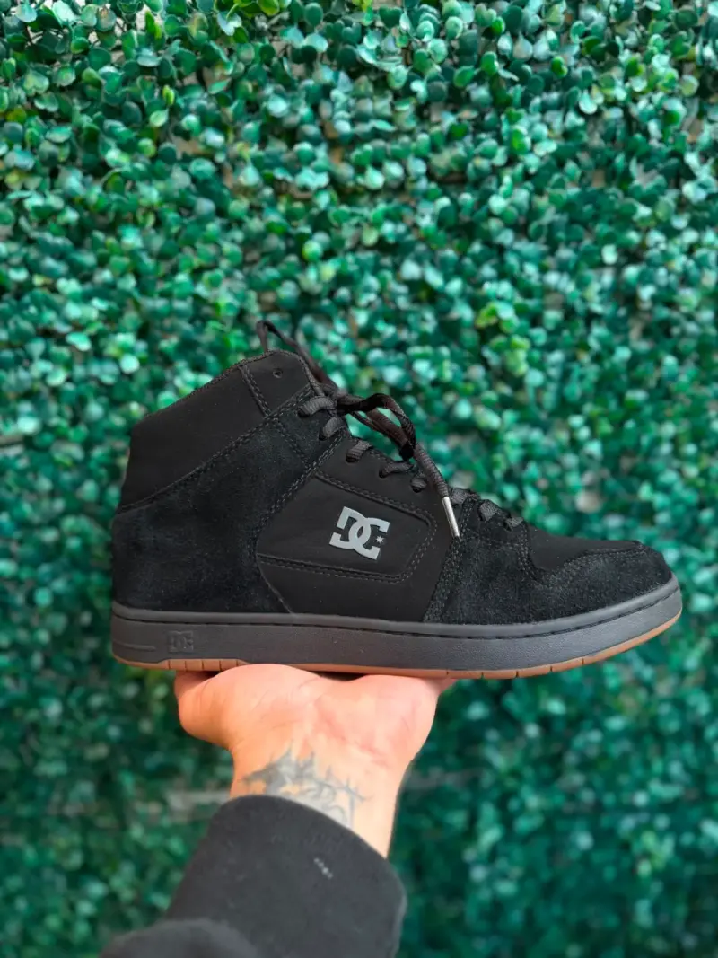 Zapatillas negras DCy Vans para hombre Nunero 42 - 1