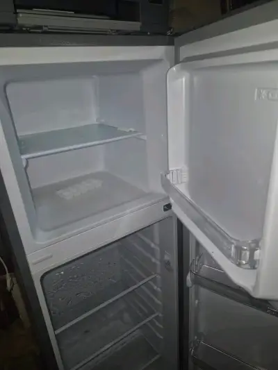 Refrigerador Libero de acero inoxidable con eficiencia A+ - miniatura 2