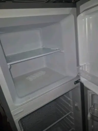 Refrigerador Libero de acero inoxidable con eficiencia A+ - miniatura 3