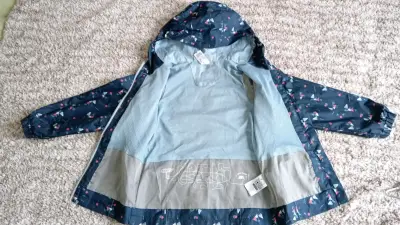 Chaqueta impermeable para niña con capucha - miniatura 2