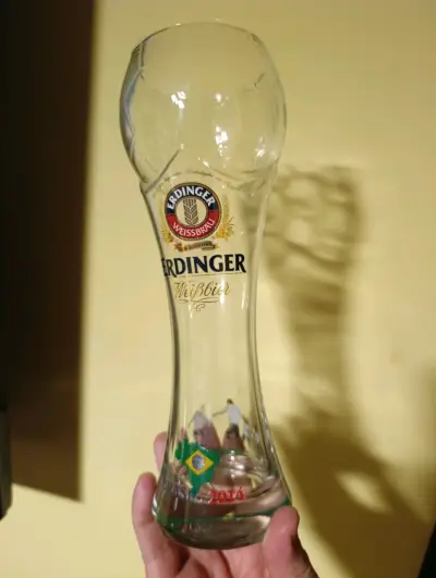 Vaso  Cerveza Erdinger Weissbier Edición Brasil 2 - miniatura 4