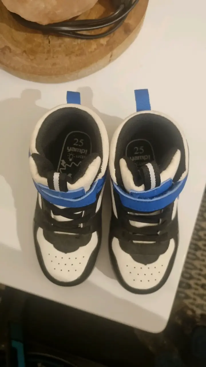 Zapatillas deportivas para niños con luces Yampi - 2
