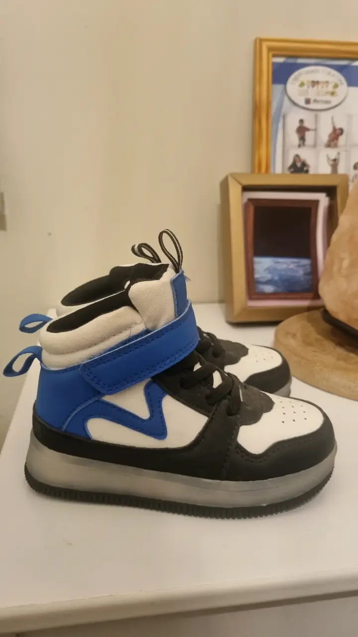 Zapatillas deportivas para niños con luces Yampi - 4