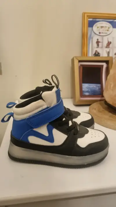 Zapatillas deportivas para niños con luces Yampi - miniatura 4