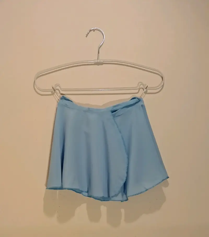 Falda con lazo celeste para ballet
