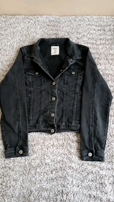 Chaqueta de mezclilla negra para mujer talla M - miniatura 2