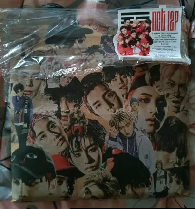 Álbum NCT 127 Limitless - miniatura 1