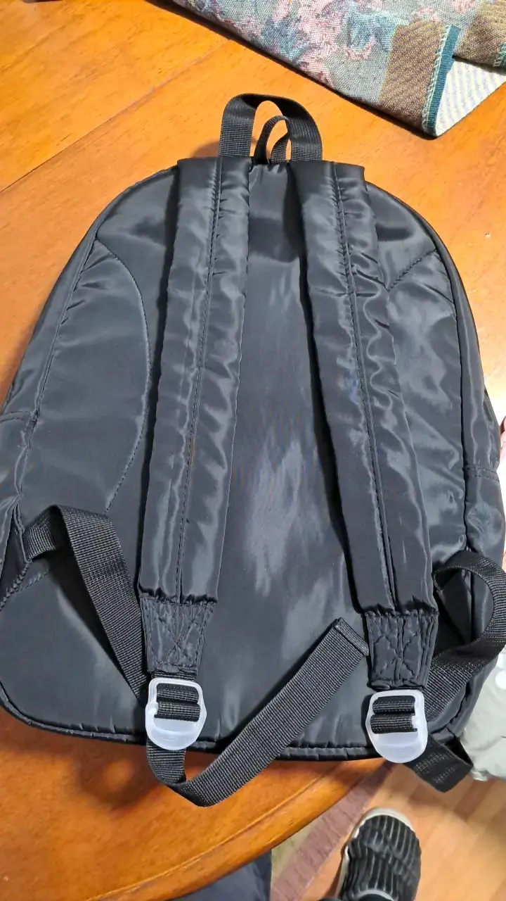 Mochila negra Head con detalles rosados - 4