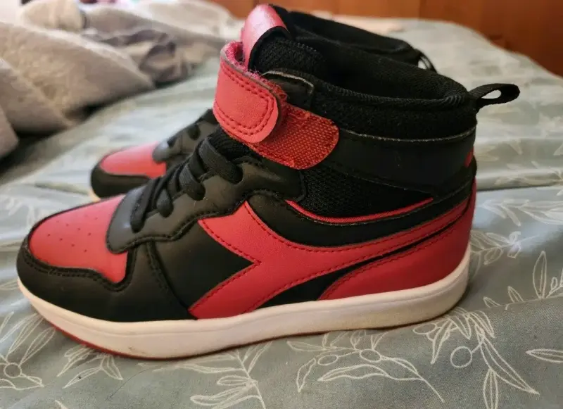 Zapatillas deportivas altas Diadora rojo y negro - 3