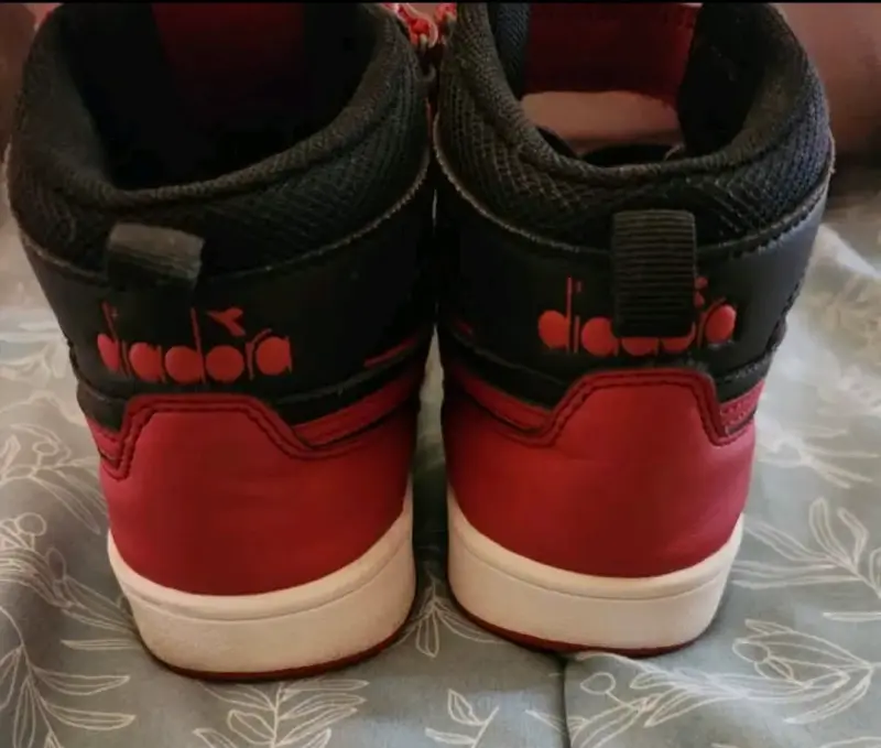 Zapatillas deportivas altas Diadora rojo y negro - 4
