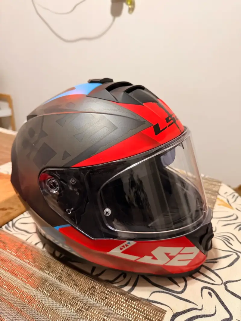 Casco de moto LS2, por no uso - 4