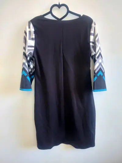Vestido geométrico de manga 3/4 para mujer - miniatura 6