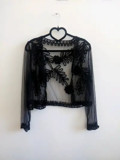 Chaqueta de encaje negro transparente elegante - miniatura 4