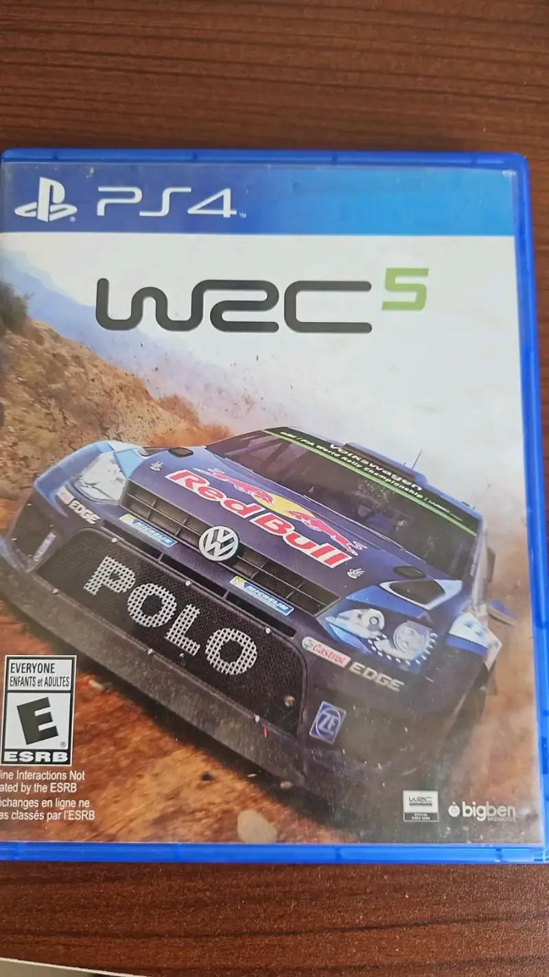 Juego PS4 WRC 5 en buen estado - 2