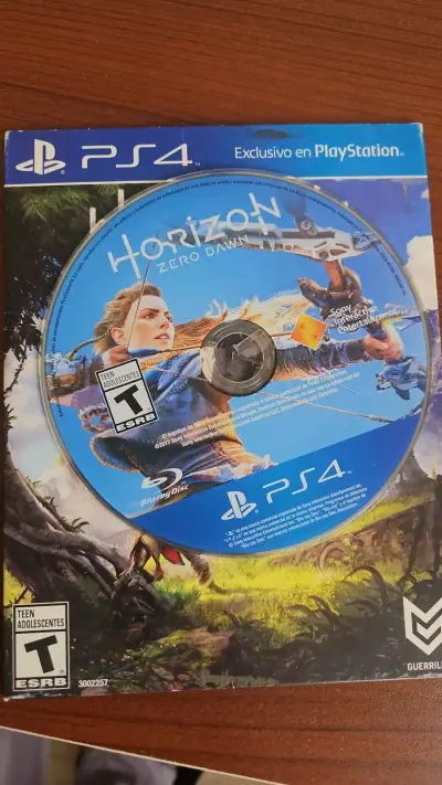 Juego PS4 Horizon Zero Dawn en buen estado - miniatura 1