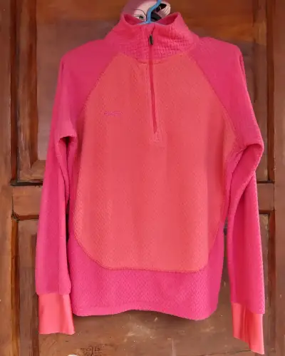 Polera deportiva mujer Rusty Tech rosa - miniatura 1