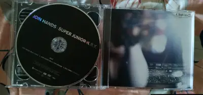 Album Join Hands de Super Junior-K.R.Y. - miniatura 4