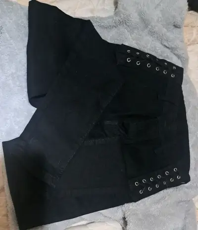 Pantalones  negros con trenzado decorativos - miniatura 3