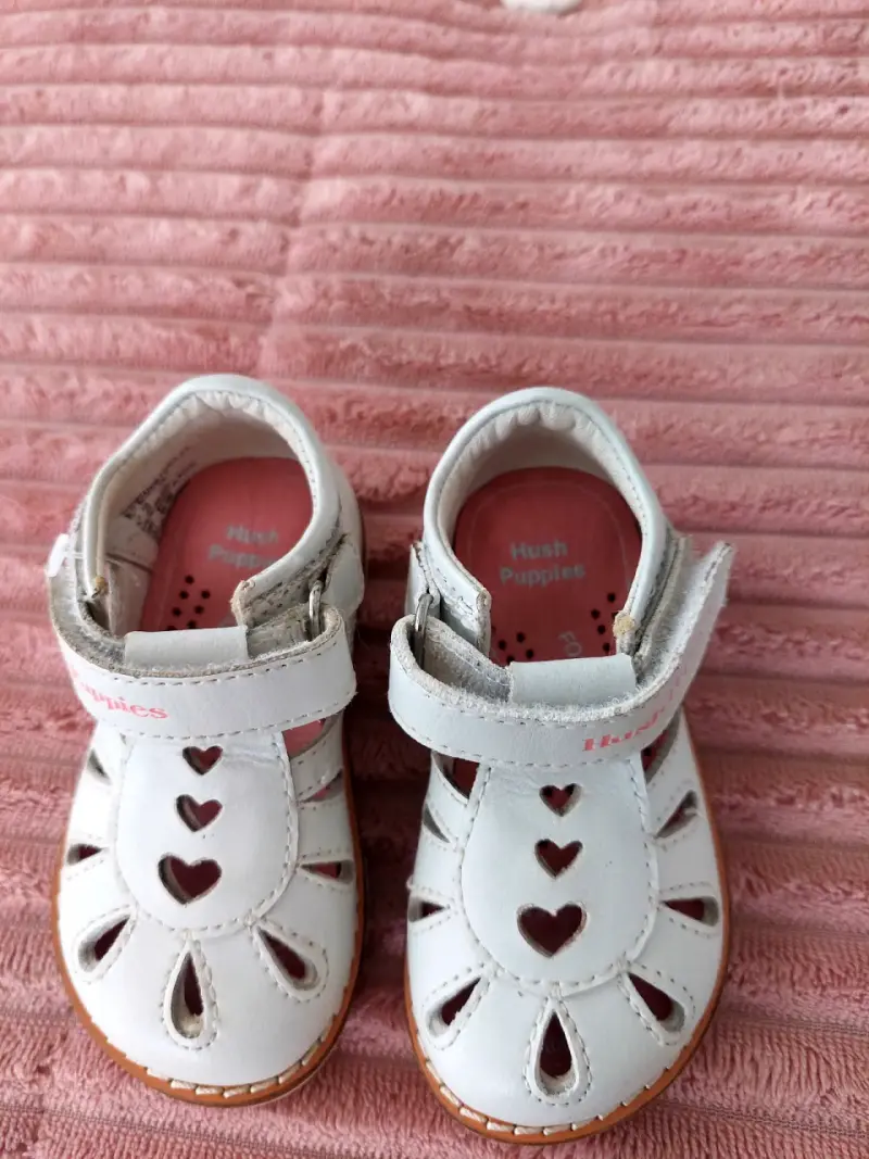 Sandalias de cuero para niña Hush Puppies blancas - 4