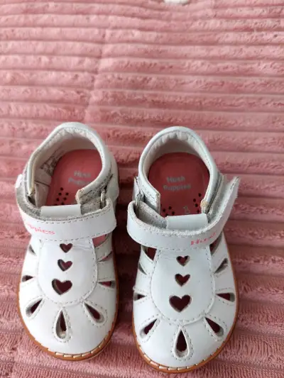 Sandalias de cuero para niña Hush Puppies blancas - miniatura 4