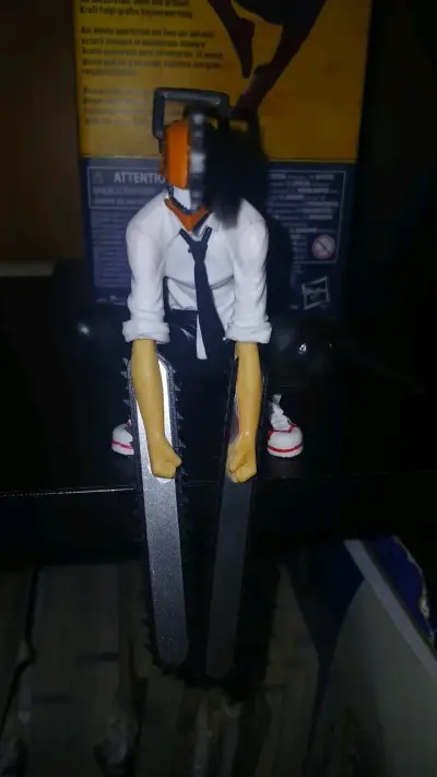 Figura de Chainsaw Man - miniatura 2