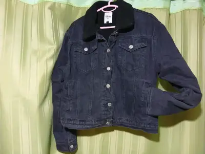Chaqueta de mezclilla negra con forro de borrego - miniatura 1