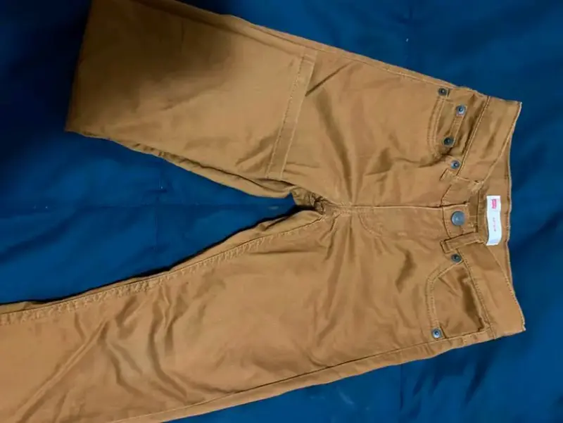 Pantalones marrones Levi's para hombre - 2