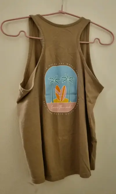 Polera sin mangas marrón Aussie con estampado - miniatura 2