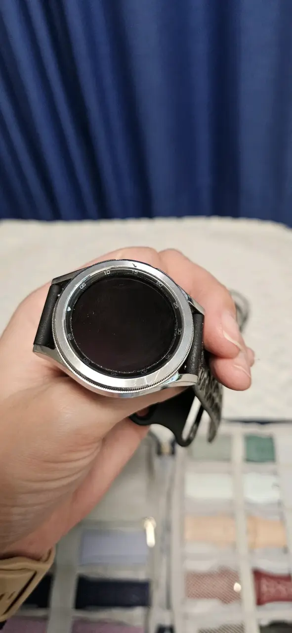 Smartwatch Samsung Galaxy 4 Classic con correas - 4
