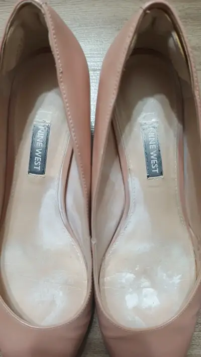 Zapatos de tacón Nine West color nude - miniatura 2
