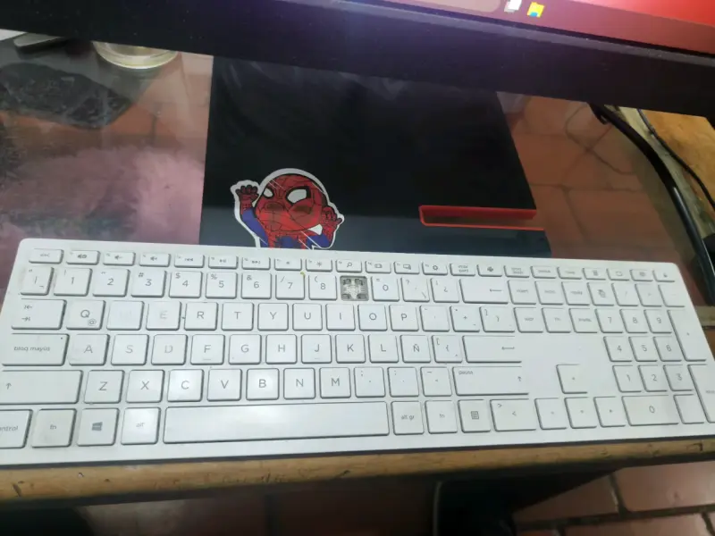 Lenovo all in one core i5 13th - 2