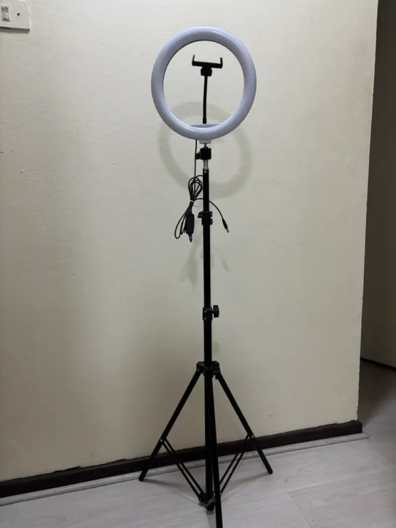 Aro de luz LED con trípode ajustable - 2