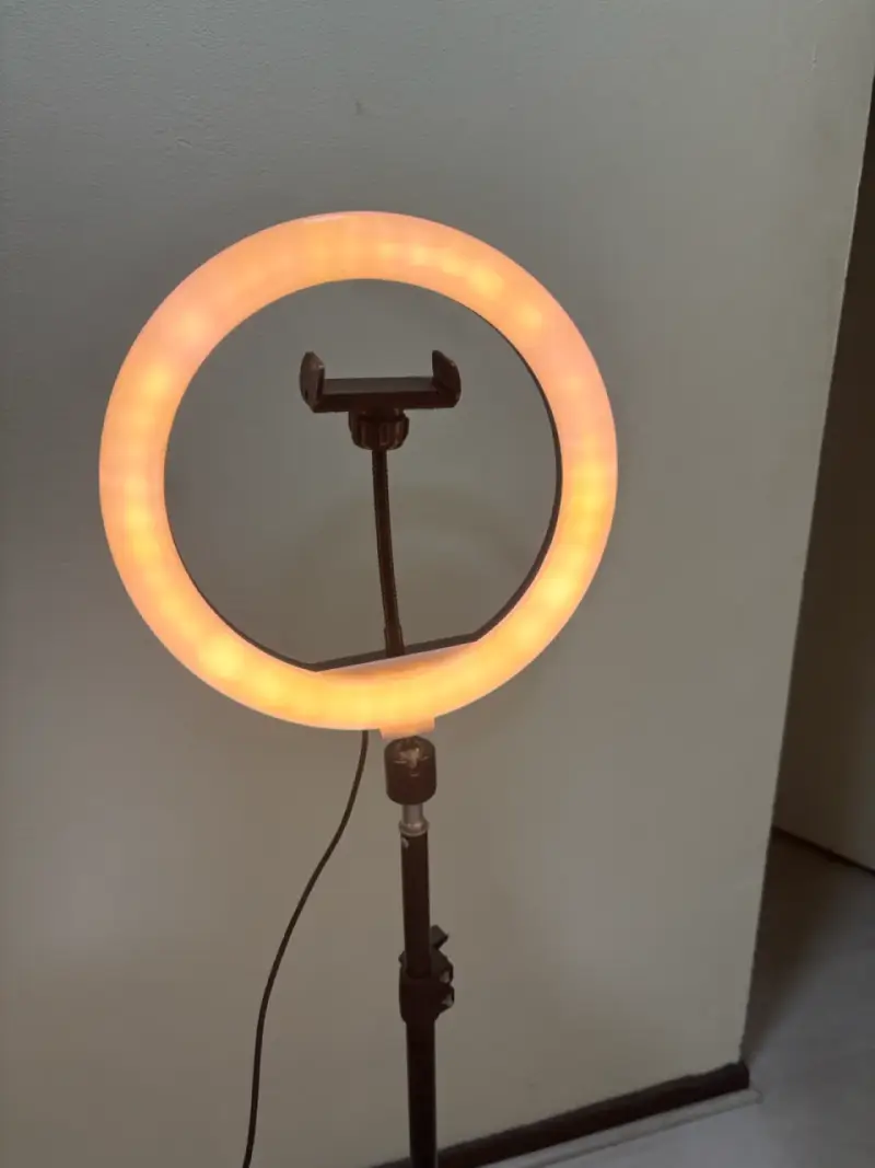 Aro de luz LED con trípode ajustable - 4