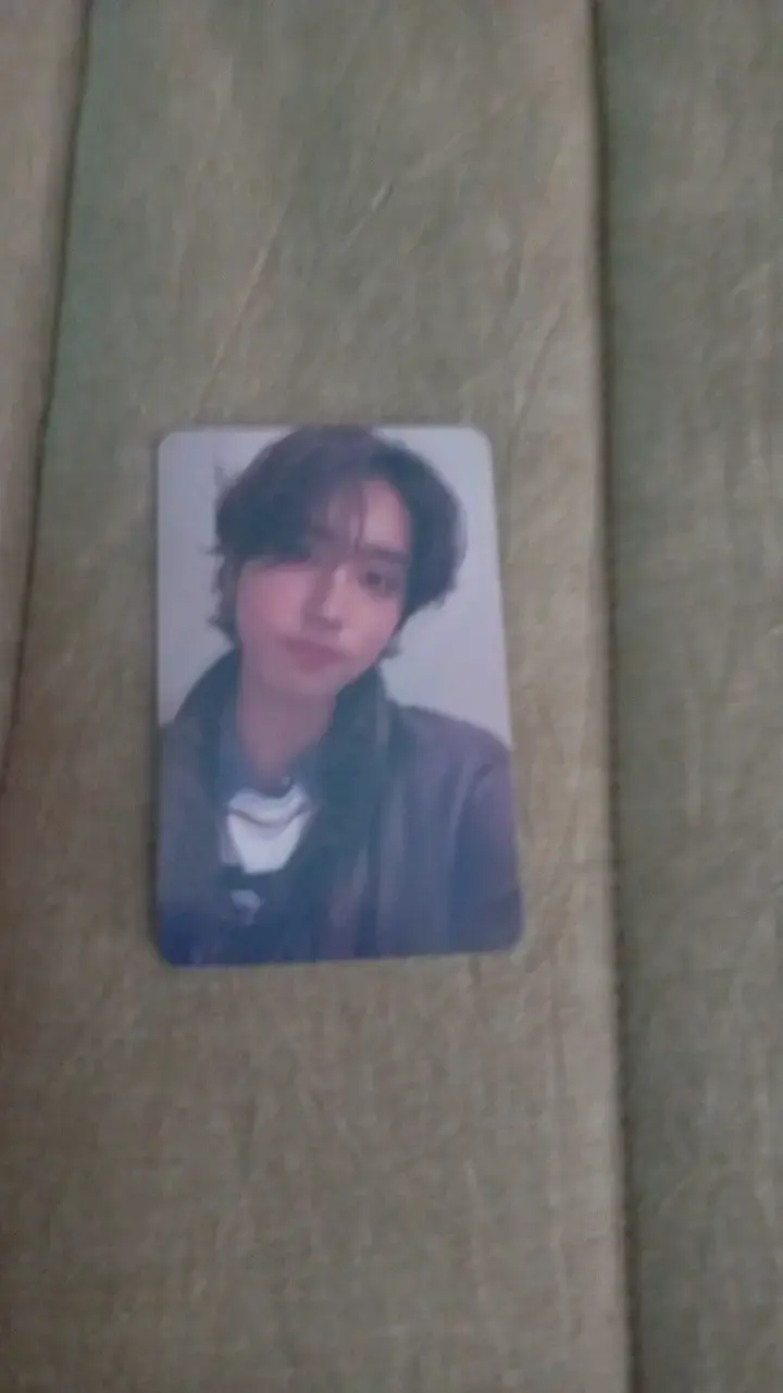 Photocard de colección K-pop - 1