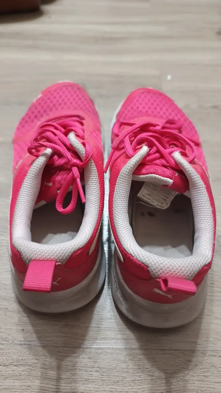 Zapatillas deportivas rosas Puma para mujer - 3