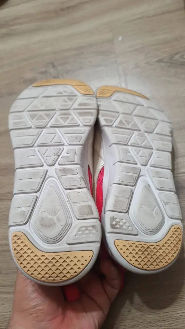Zapatillas deportivas rosas Puma para mujer - 5