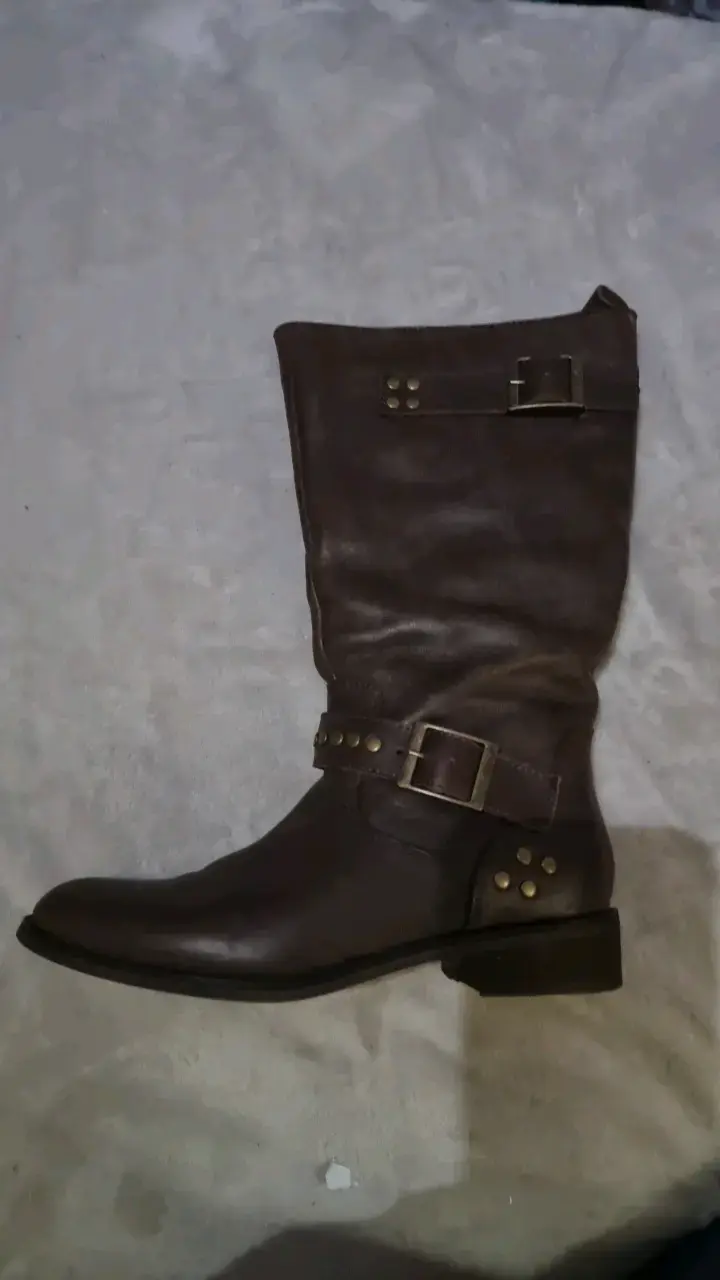Botas de cuero marrón con hebillas - 2