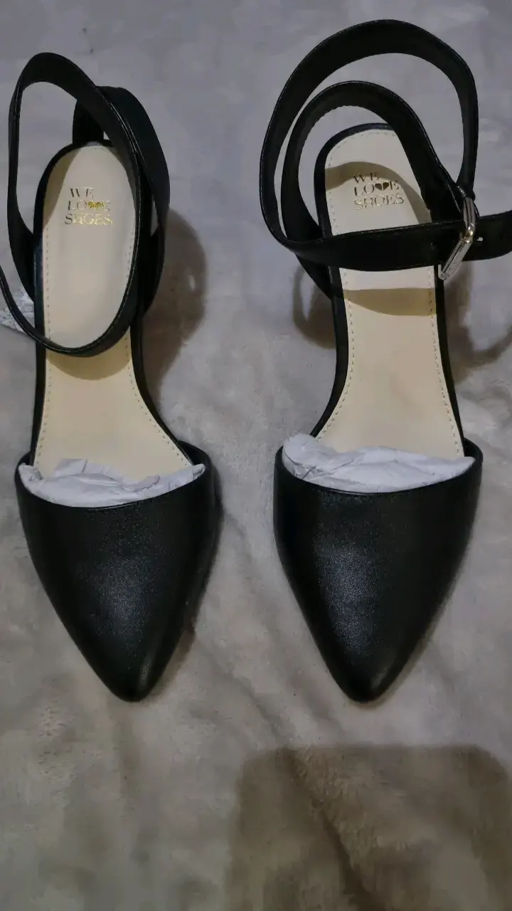 Zapatos de tacón negro elegantes - 1