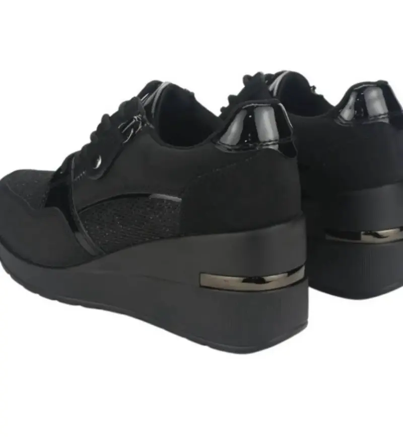 Zapatillas negras con plataforma y cierre lateral - 2