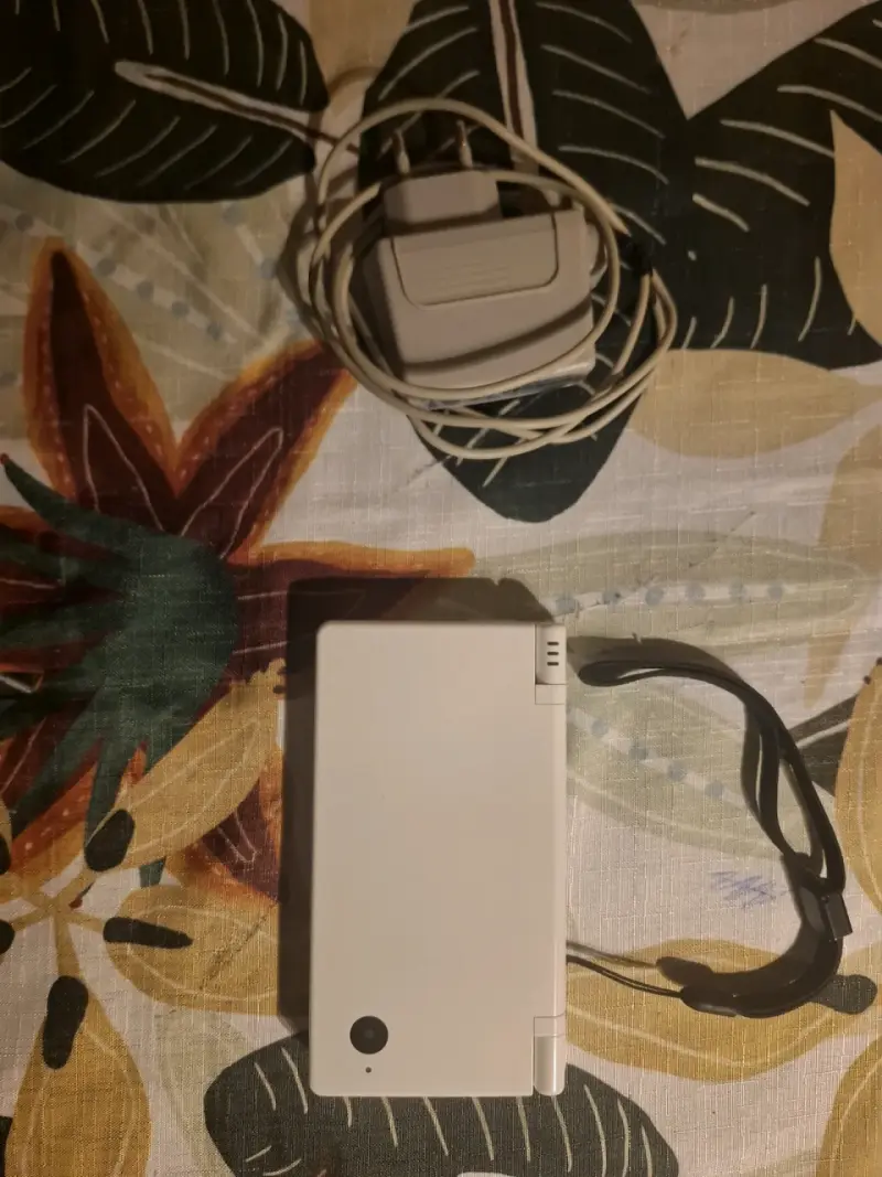 Consola Nintendo DS Lite Blanca con Juegos - 1