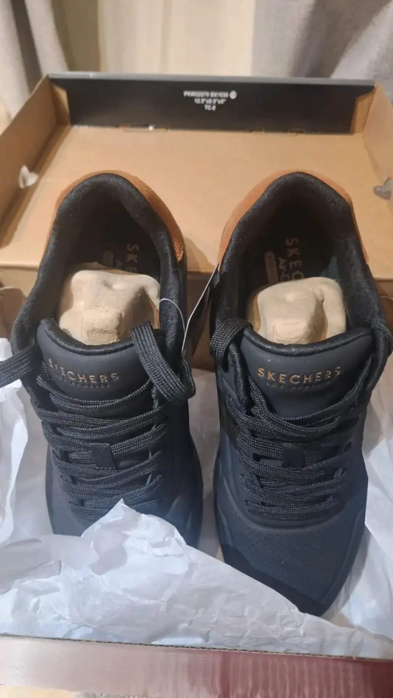 Zapatillas Skechers Street negras con Memory Foam - 1