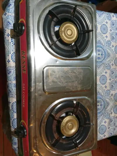 Cocina a gas portátil Besse de dos quemadores - miniatura 1