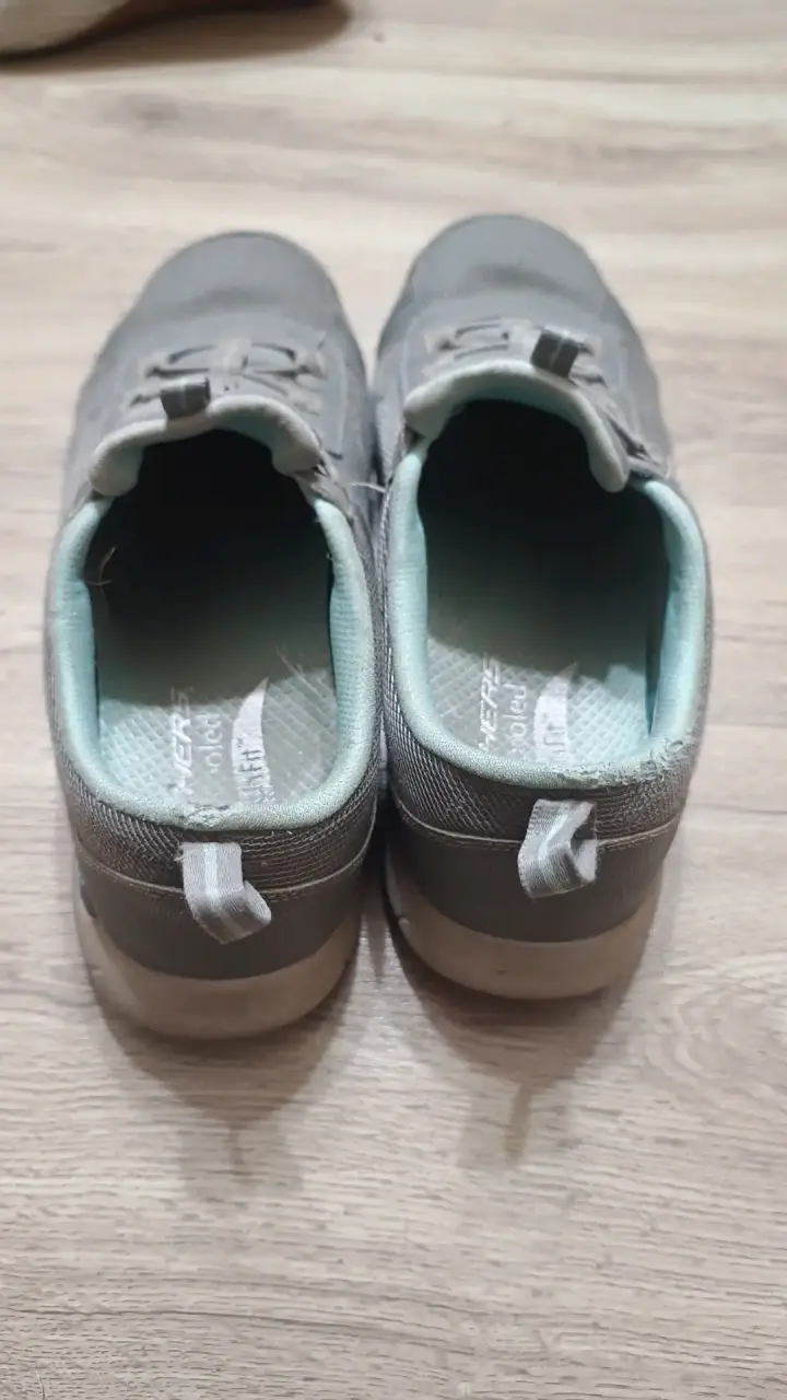 Zapatillas deportivas grises Skechers para mujer - 3